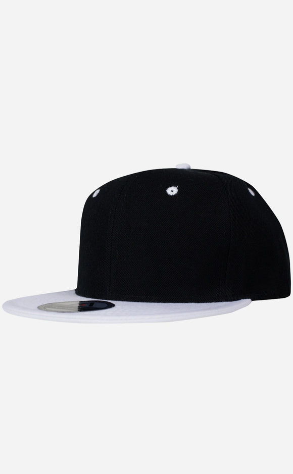 Black/White Hat